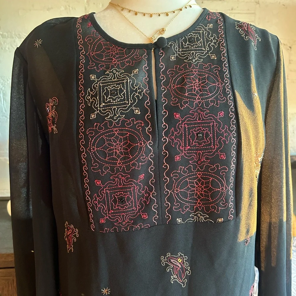 Studio One boho top - Picture 6 of 8